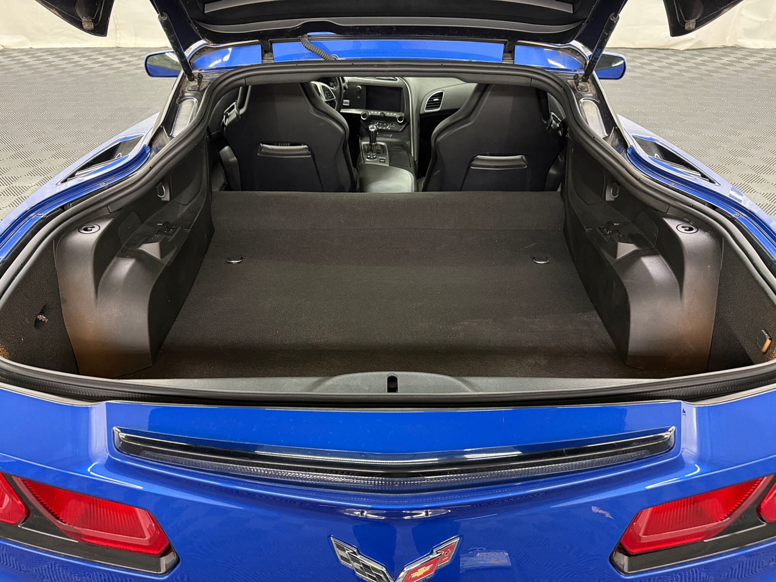 Thumbnail: 2019 Chevrolet Corvette - 4