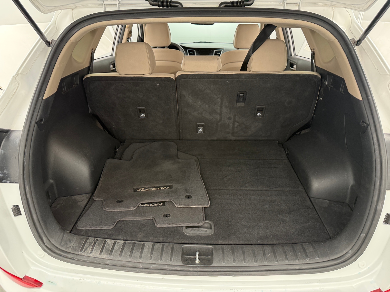 Thumbnail: 2017 Hyundai Tucson - 7