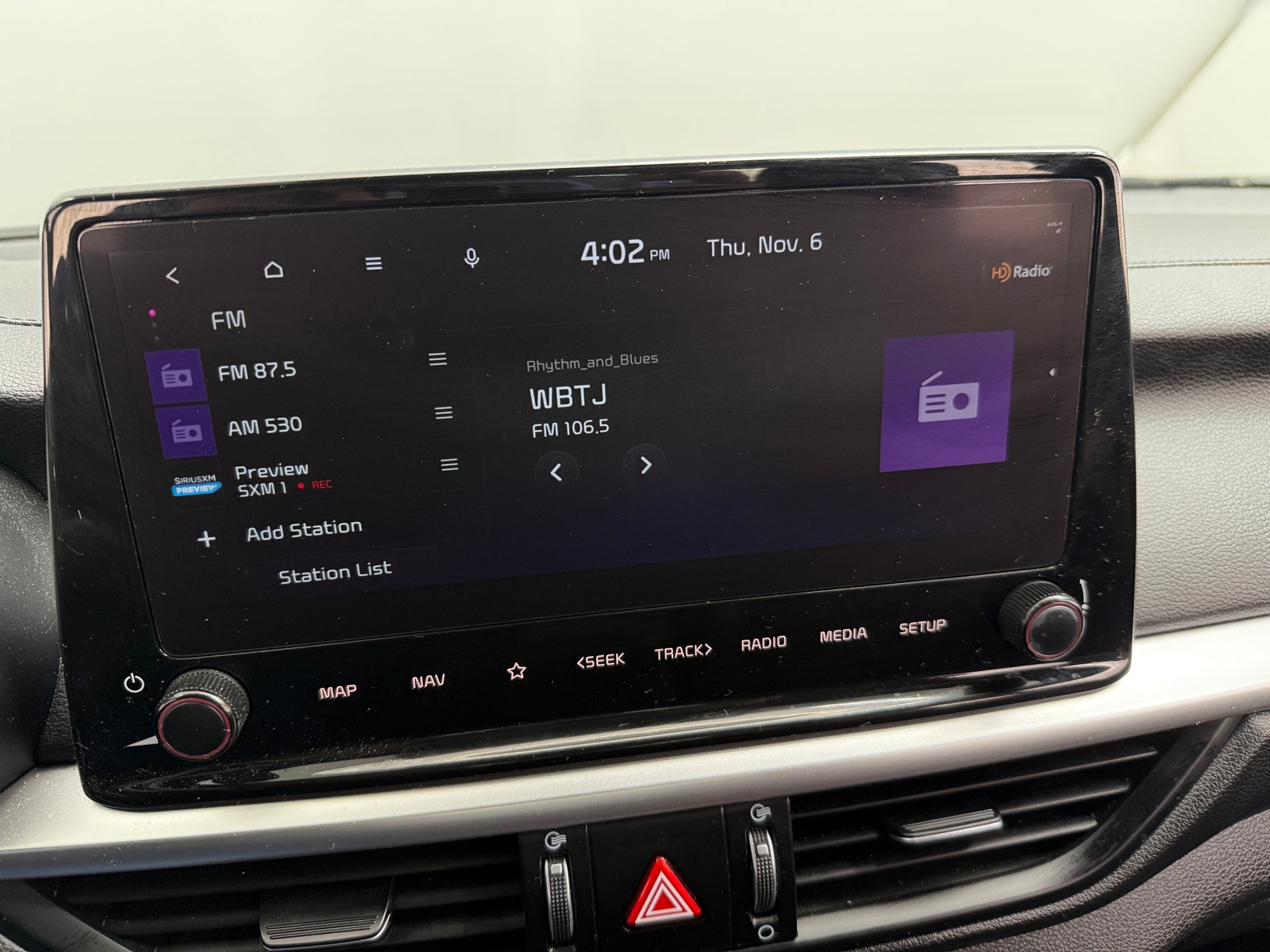 Thumbnail: 2023 Kia Forte - 4