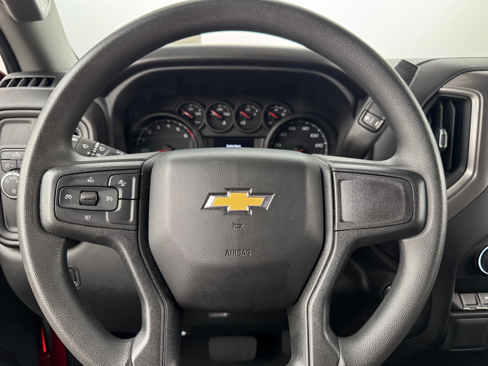 Thumbnail: 2024 Chevrolet Silverado 1500 - 5