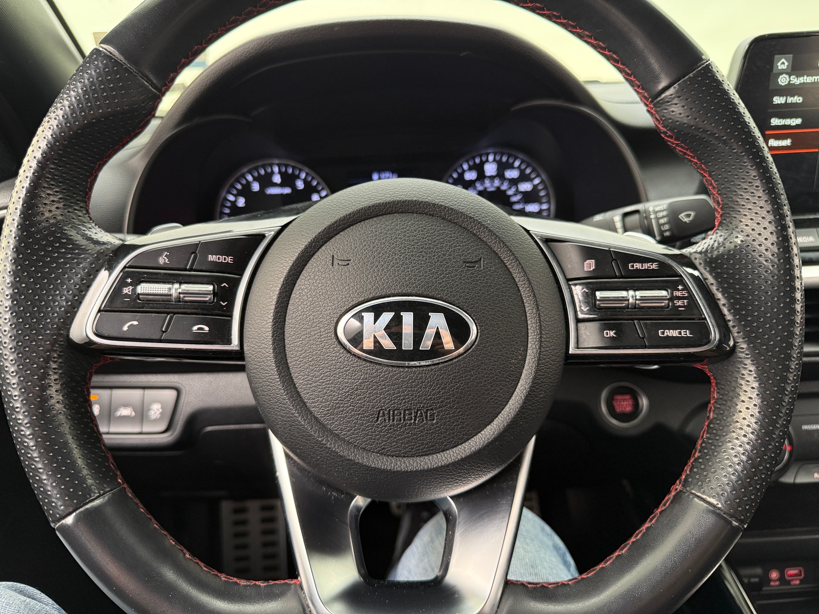 Thumbnail: 2021 Kia Forte - 4