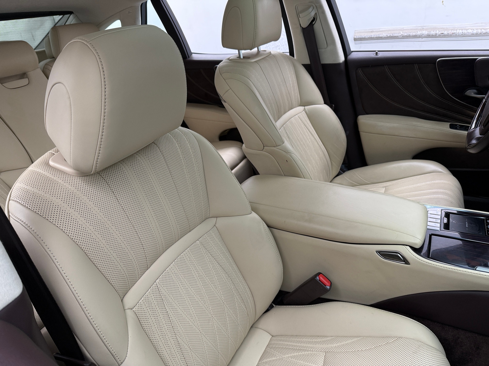 Thumbnail: 2018 Lexus LS - 2