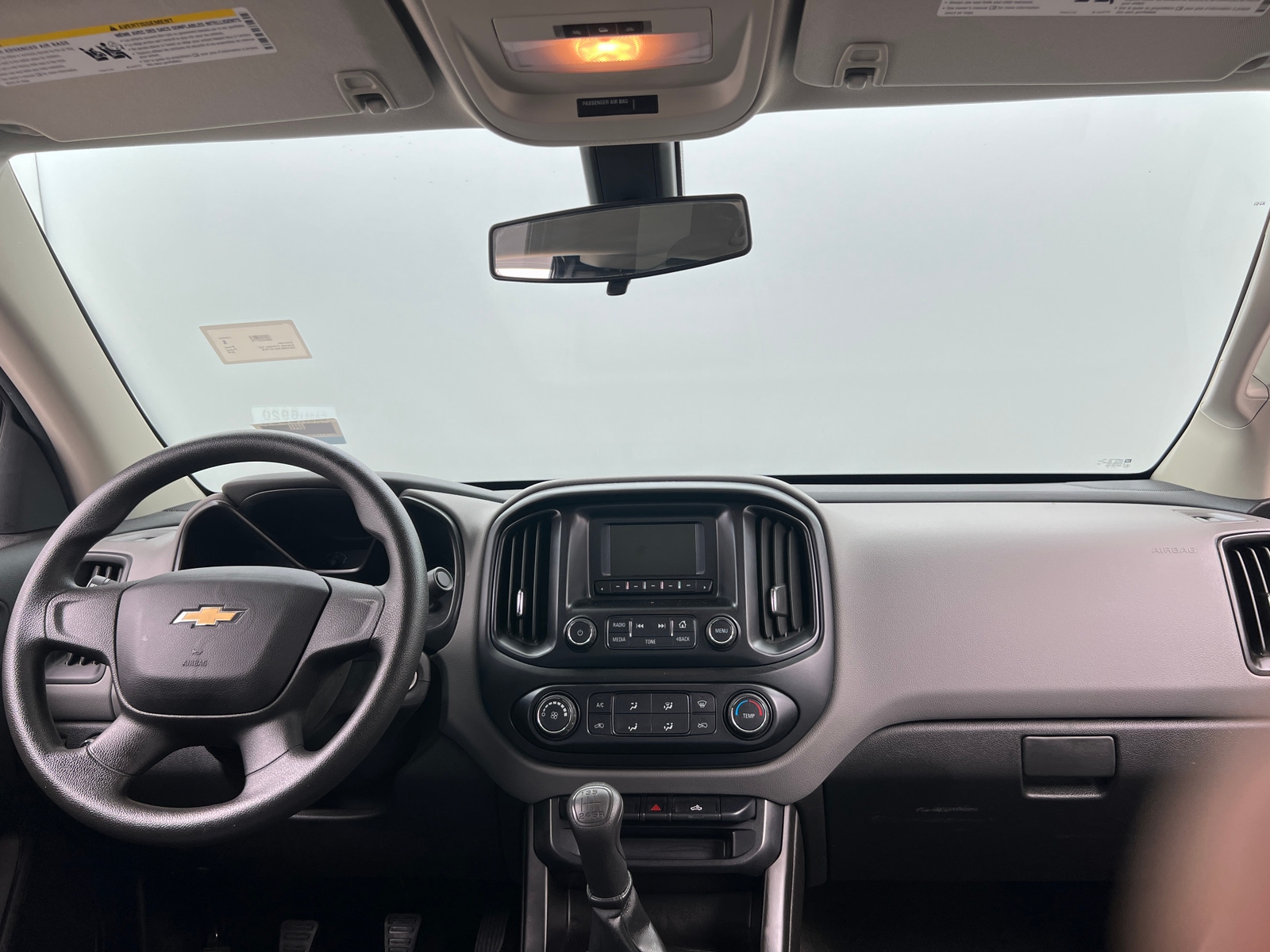 Thumbnail: 2016 Chevrolet Colorado - 3