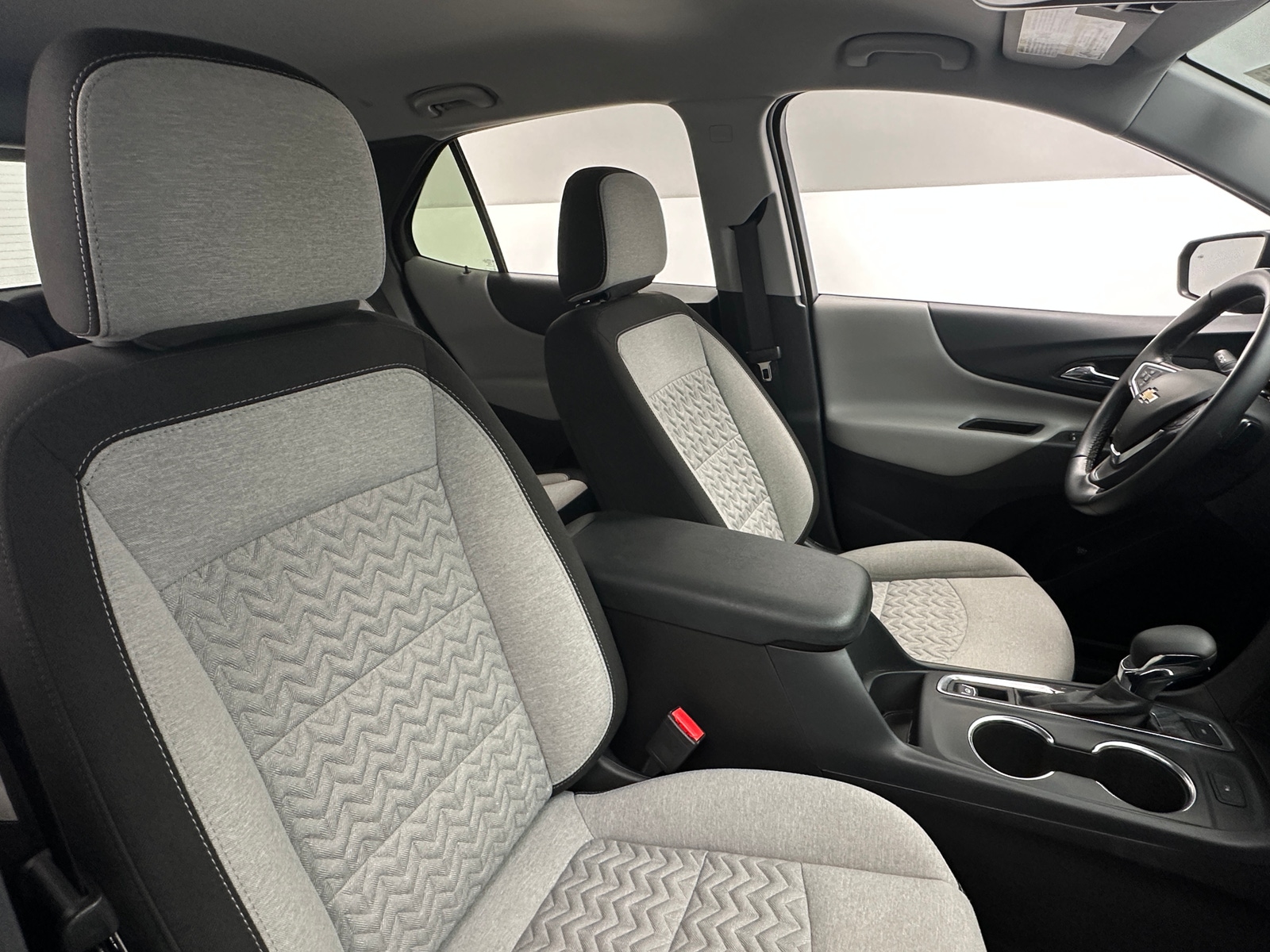 Thumbnail: 2024 Chevrolet Equinox - 2