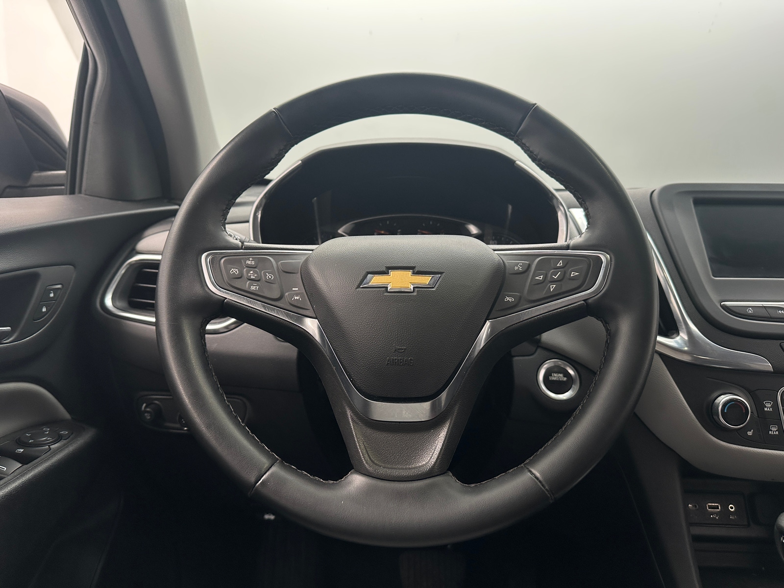 Thumbnail: 2024 Chevrolet Equinox - 5