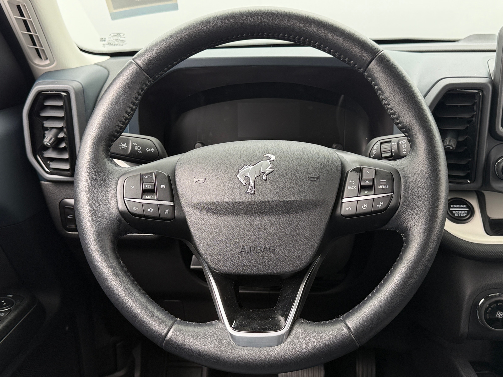 Thumbnail: 2023 Ford Bronco Sport - 5