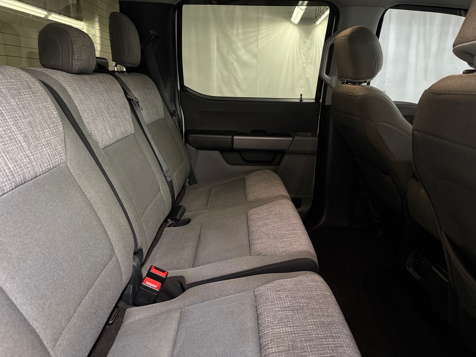 Thumbnail: 2021 Ford Econoline - 6