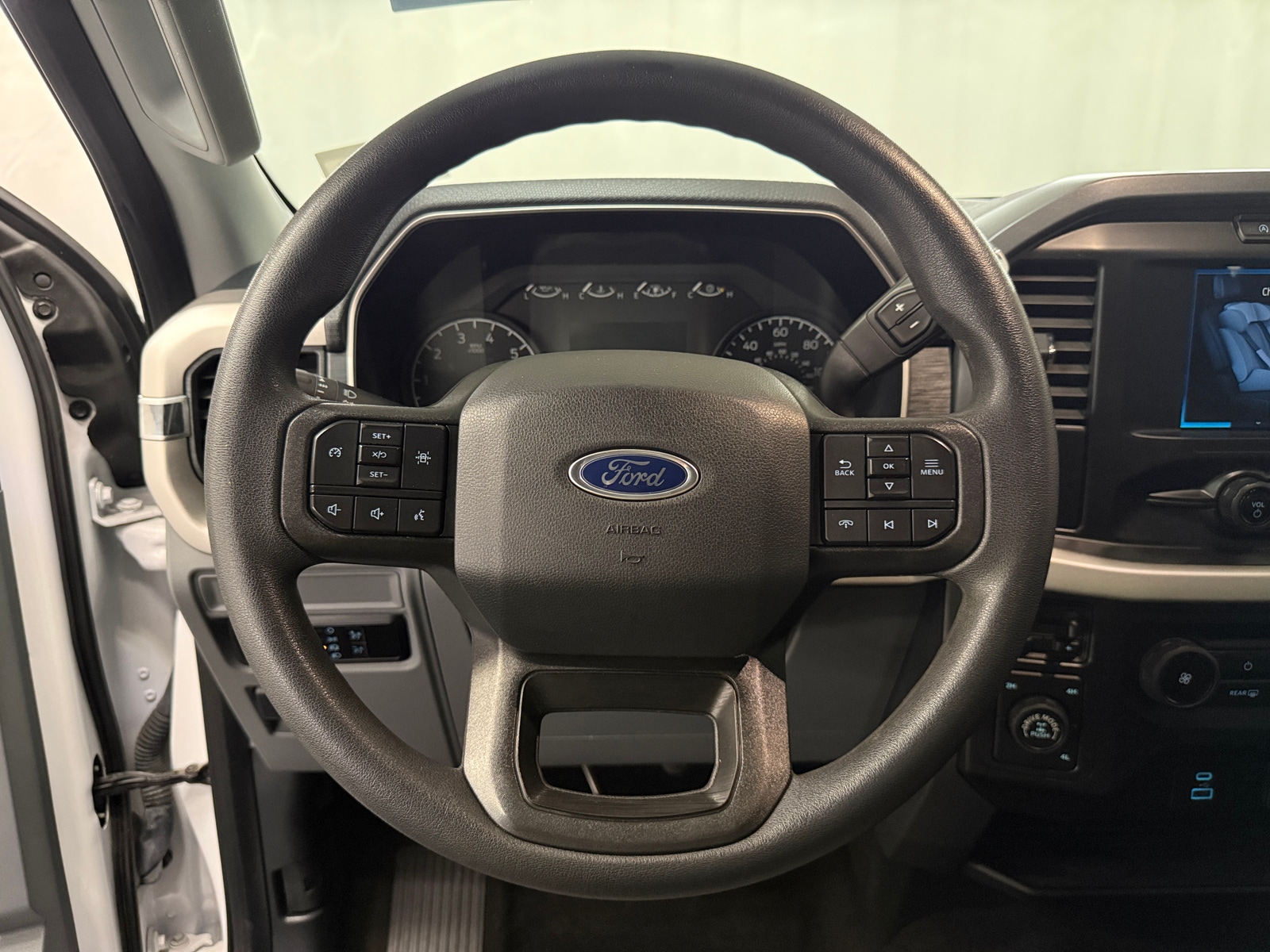 Thumbnail: 2021 Ford Econoline - 5