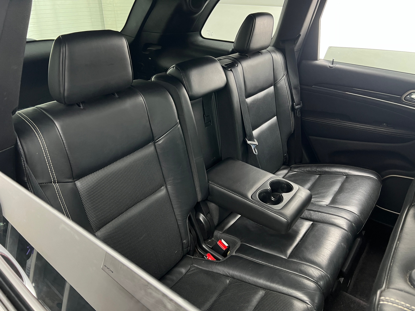 Thumbnail: 2017 Jeep Grand Cherokee - 5