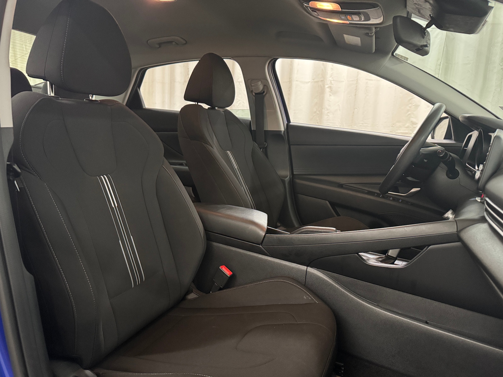 Thumbnail: 2022 Hyundai Elantra - 2