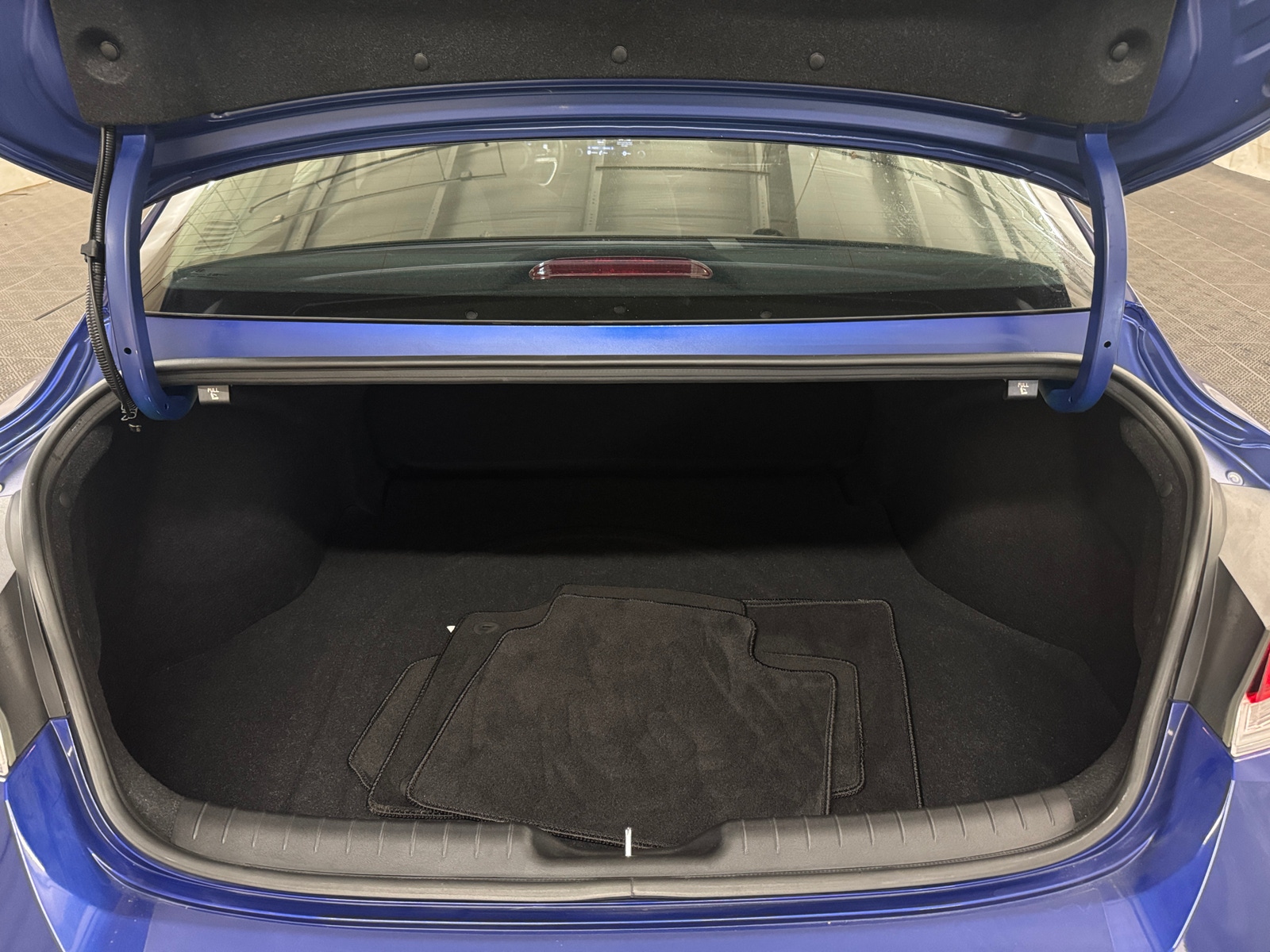 Thumbnail: 2022 Hyundai Elantra - 7