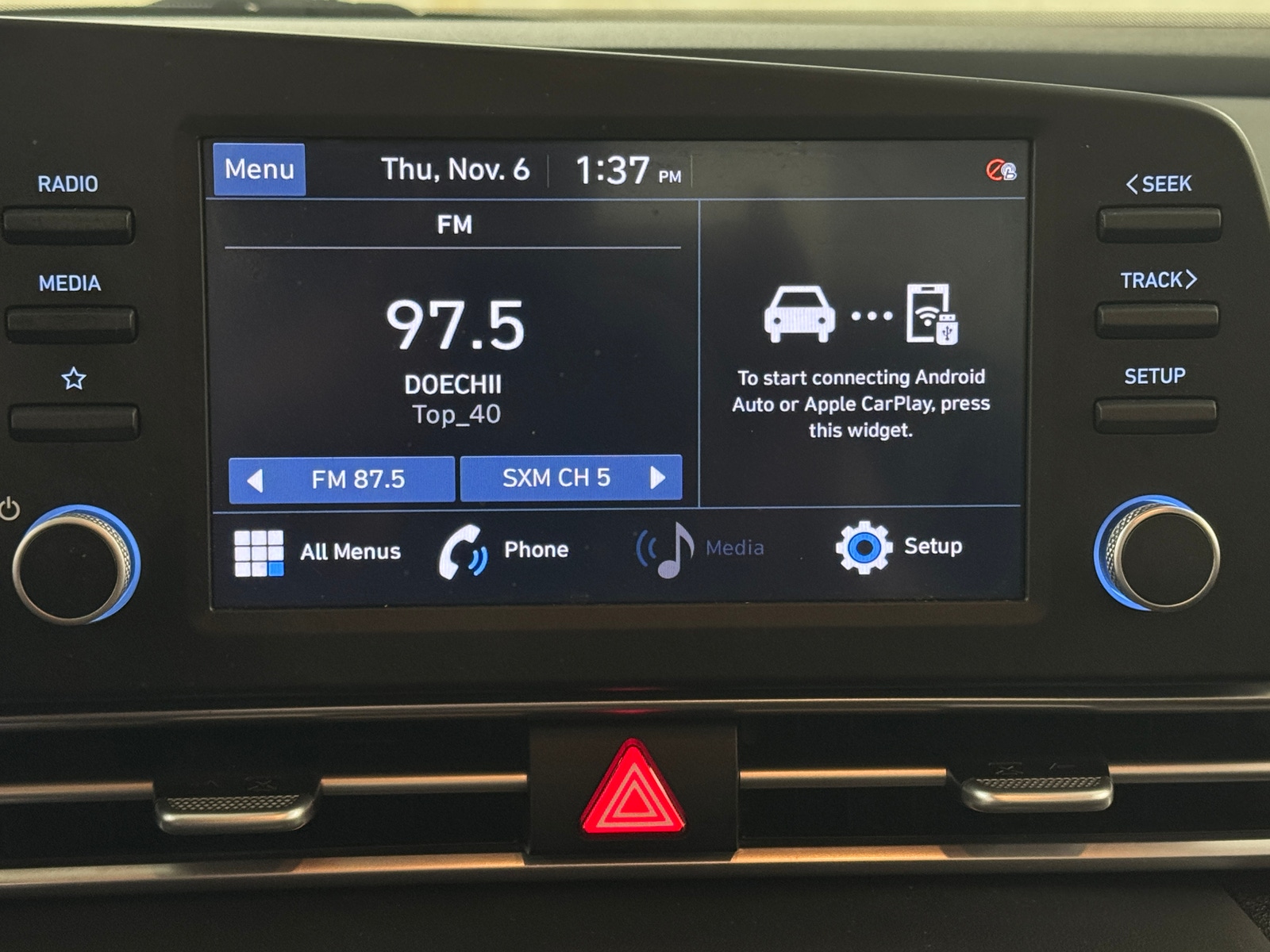 Thumbnail: 2022 Hyundai Elantra - 4