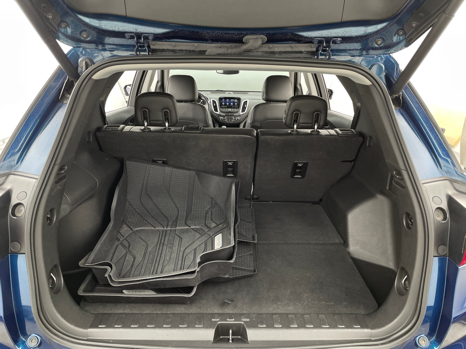 Thumbnail: 2019 Chevrolet Equinox - 6