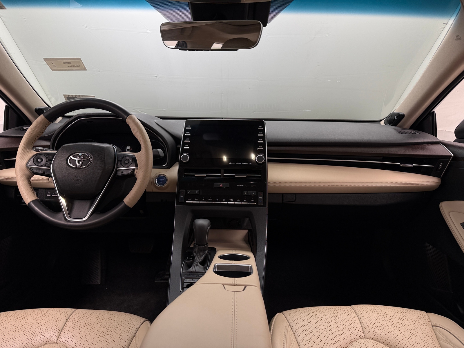 Thumbnail: 2019 Toyota Avalon - 2