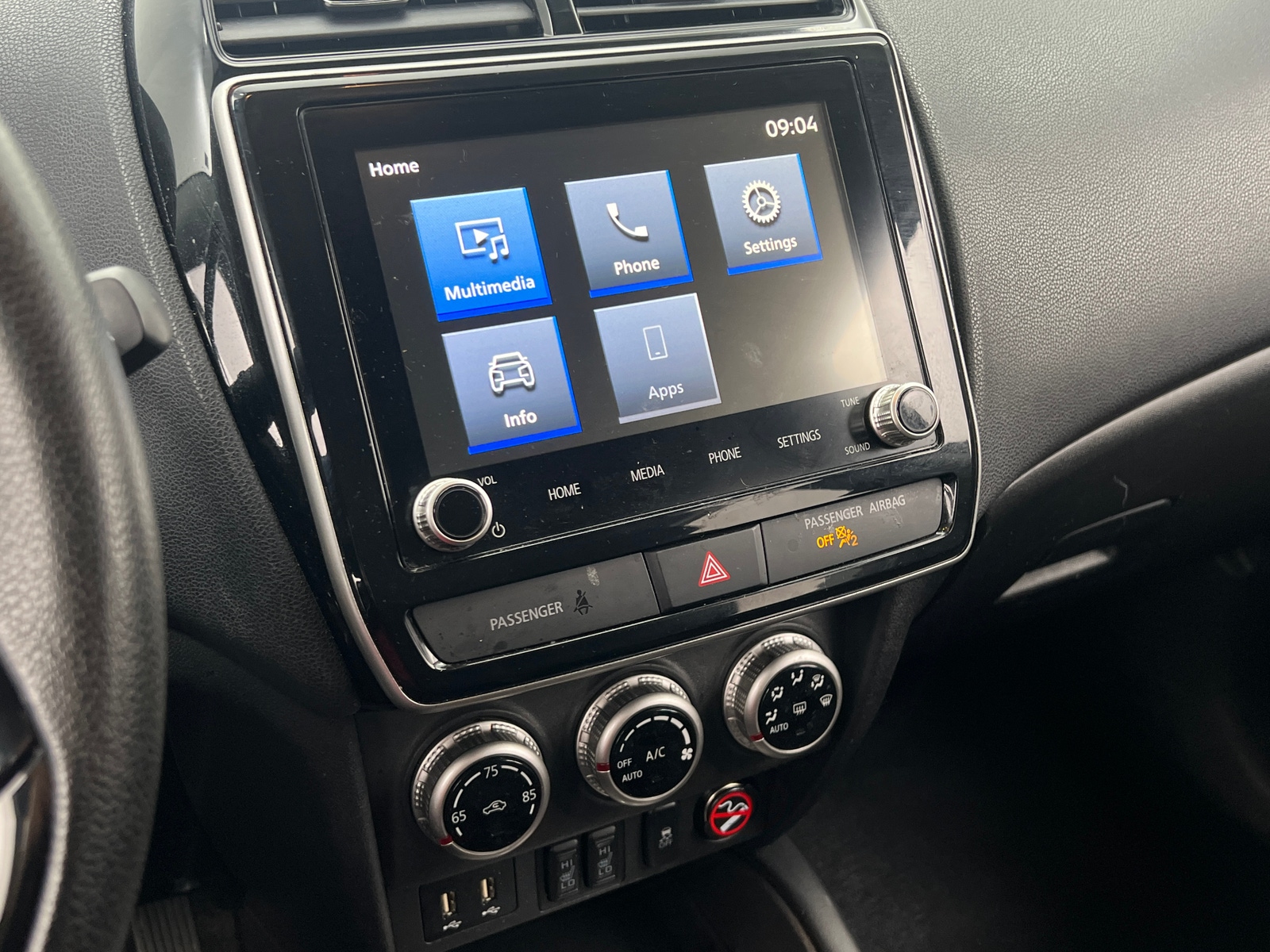 Thumbnail: 2023 Mitsubishi Outlander Sport - 4