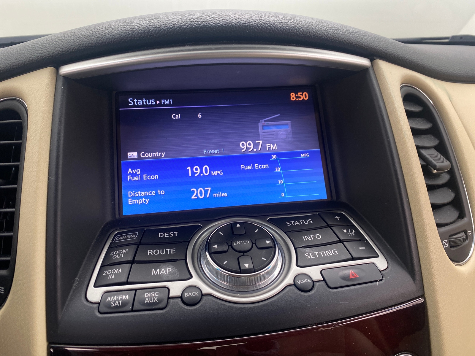 Thumbnail: 2017 INFINITI QX50 - 3