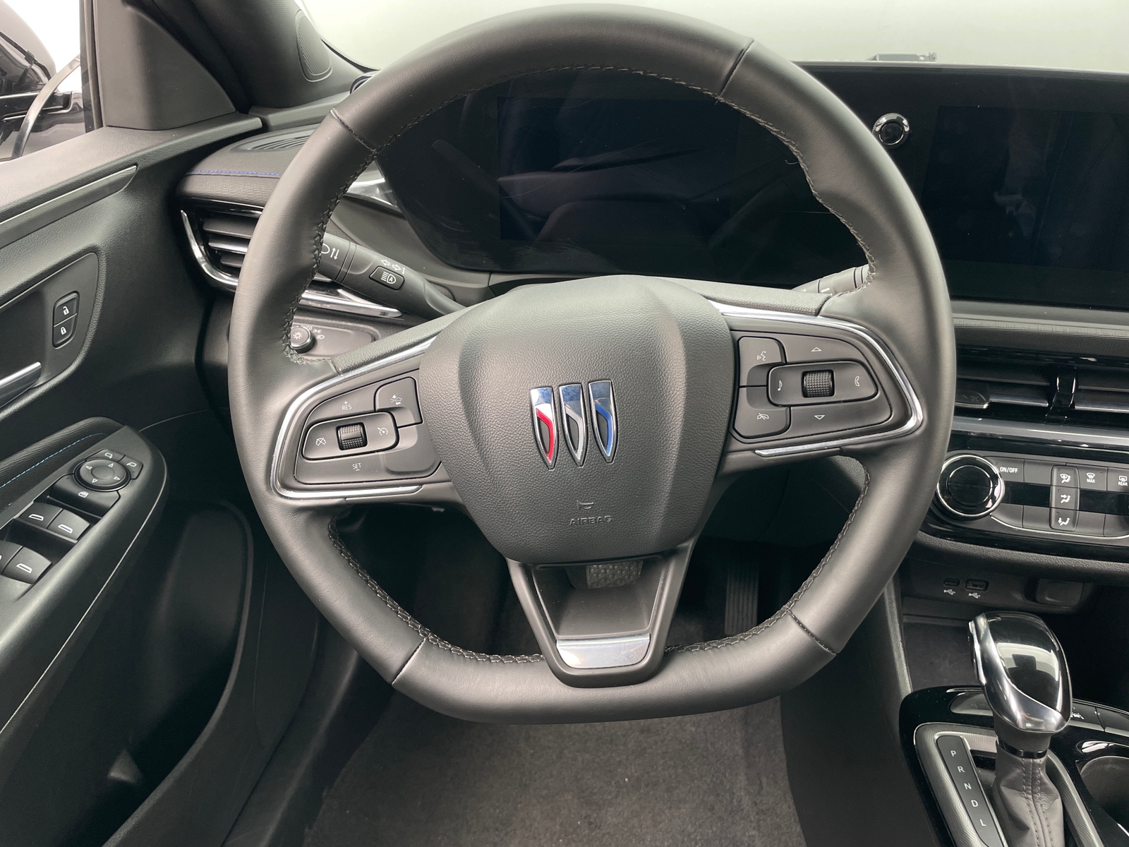 Thumbnail: 2025 Buick Envista - 4