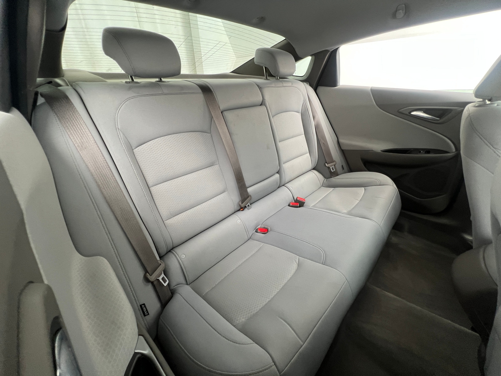 Thumbnail: 2018 Chevrolet Malibu - 6