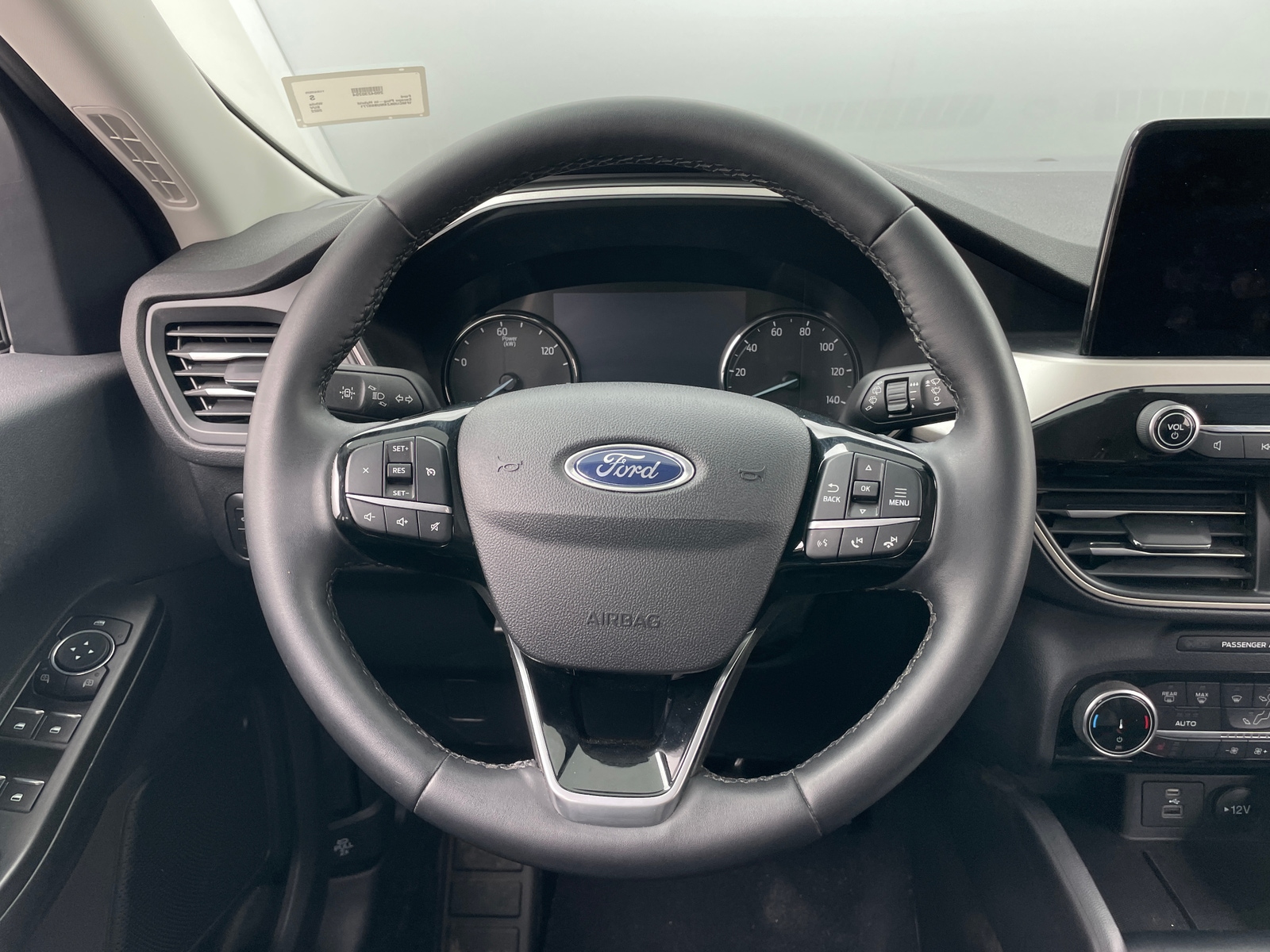 Thumbnail: 2022 Ford Escape - 4