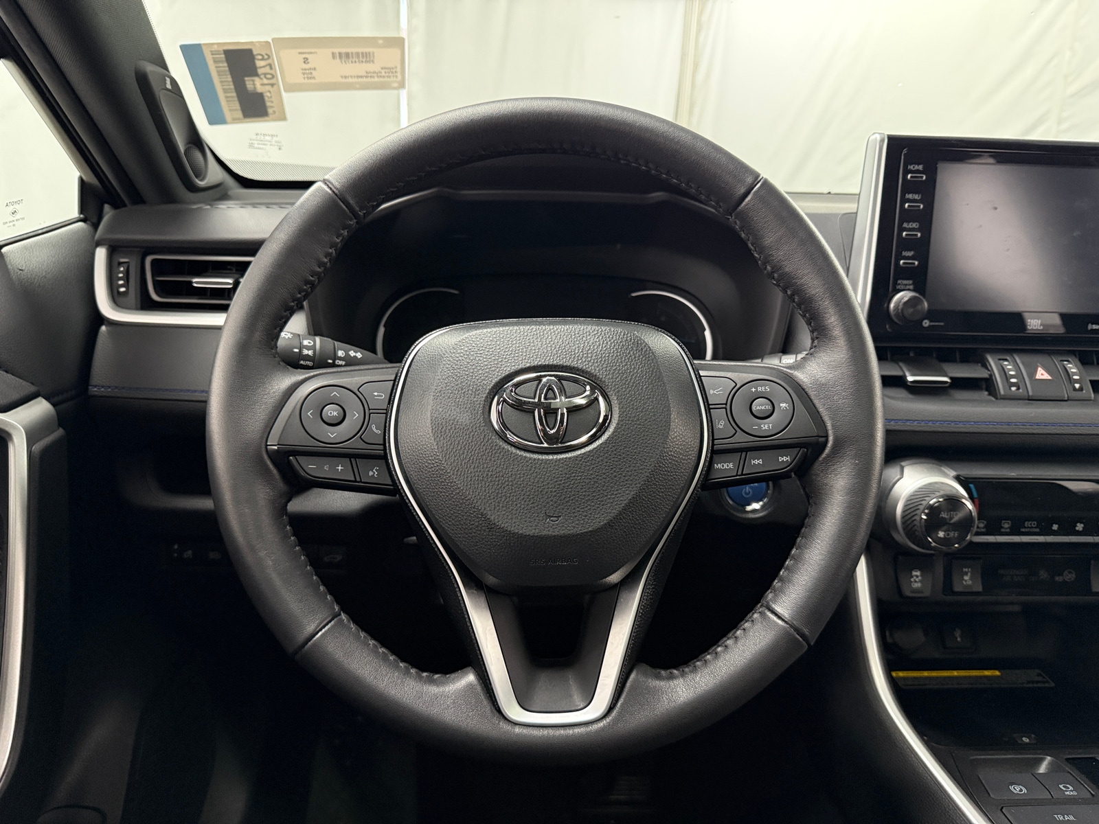 Thumbnail: 2021 Toyota RAV4 - 5