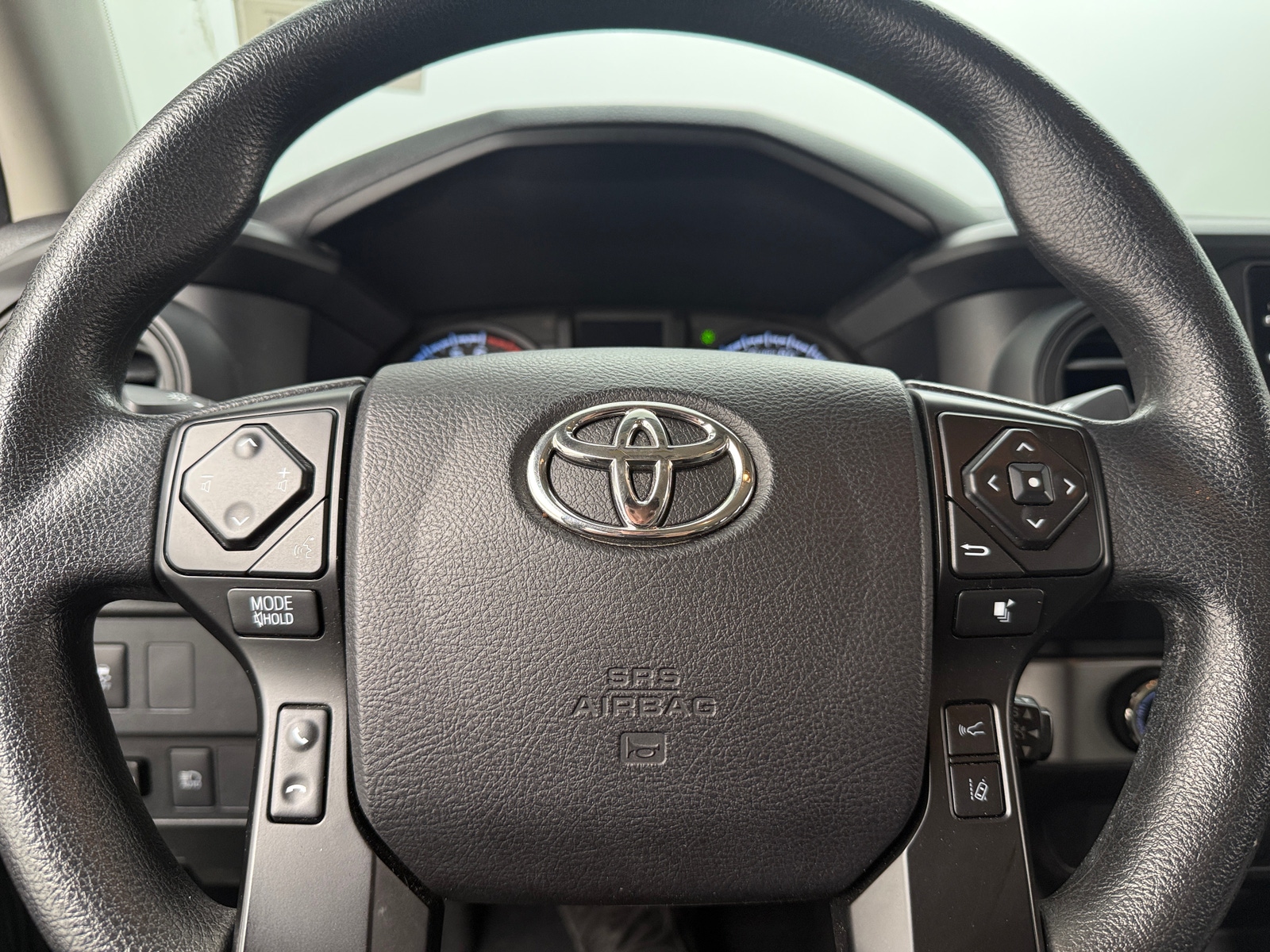 Thumbnail: 2022 Toyota Tacoma - 5