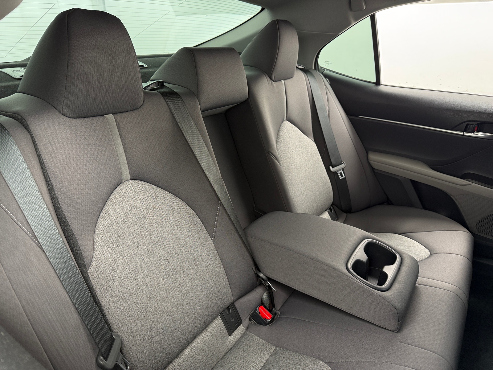 Thumbnail: 2022 Toyota Camry - 6