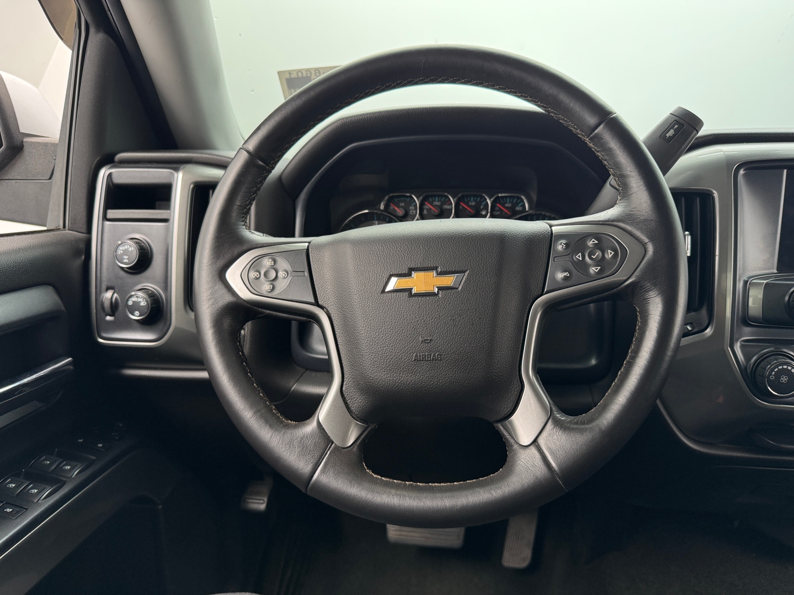 Thumbnail: 2018 Chevrolet Silverado 1500 - 5