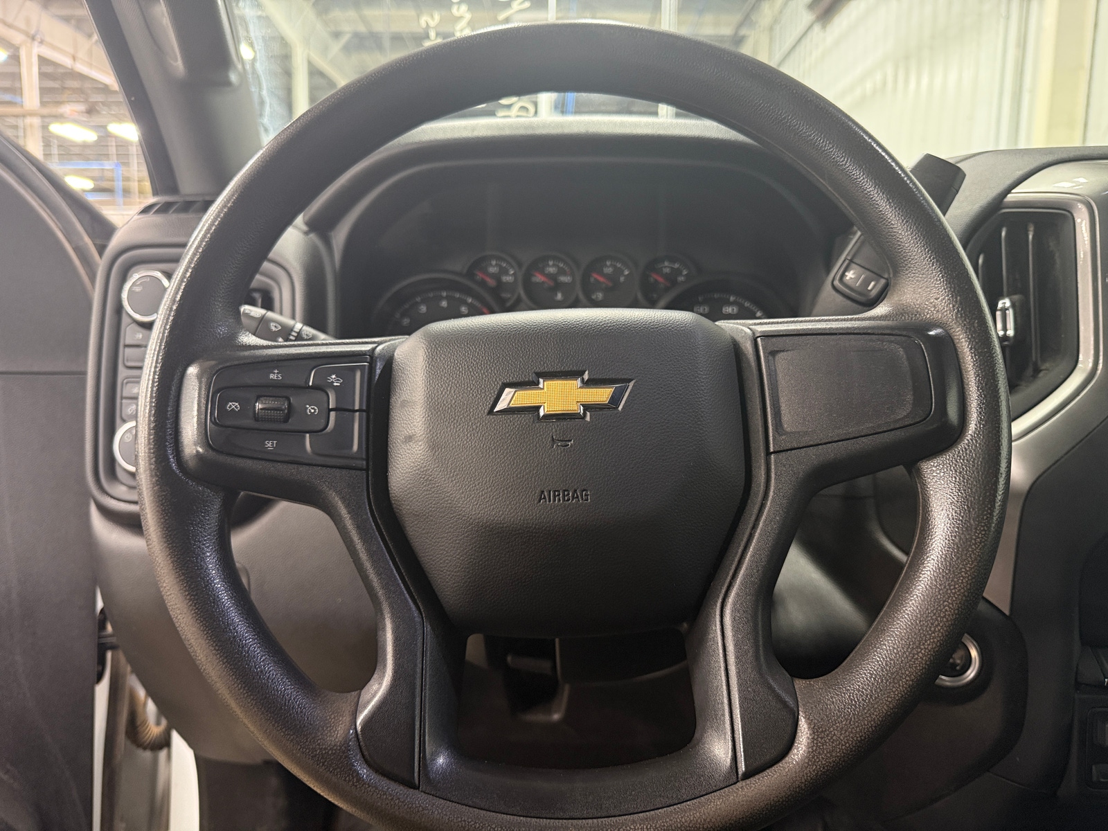 Thumbnail: 2024 Chevrolet Silverado 2500 - 5