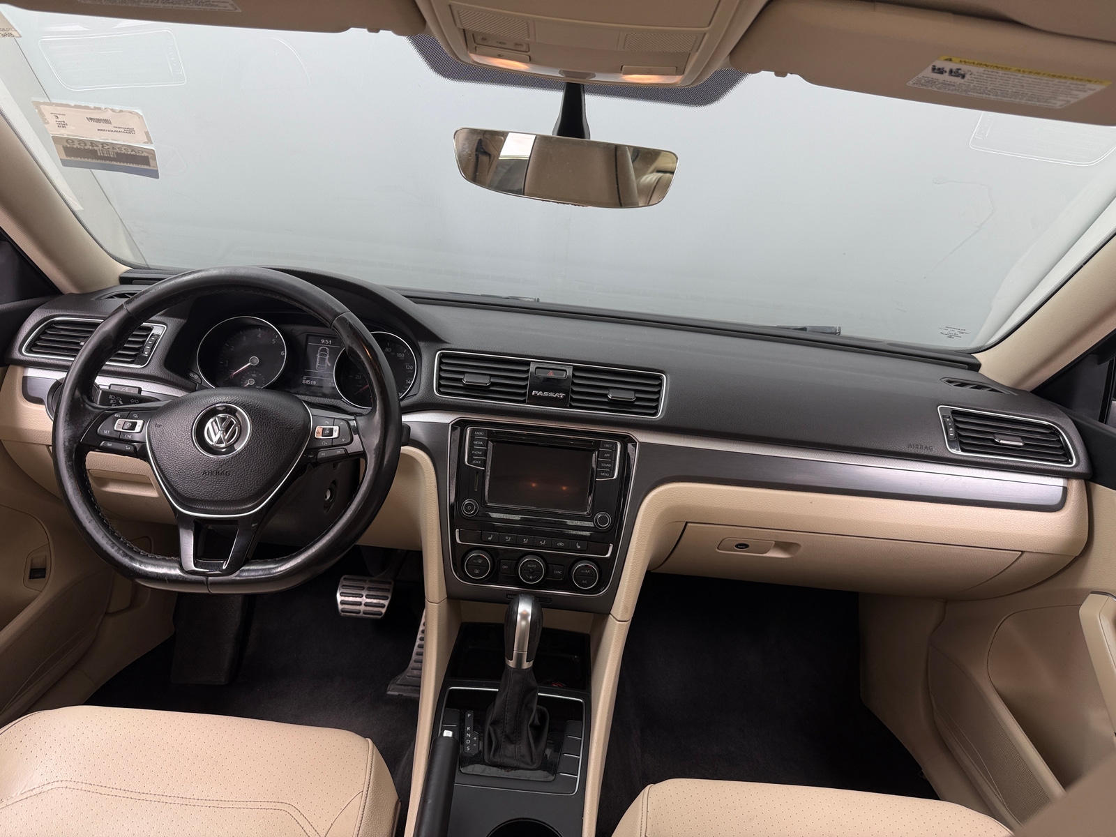 Thumbnail: 2018 Volkswagen Passat - 2