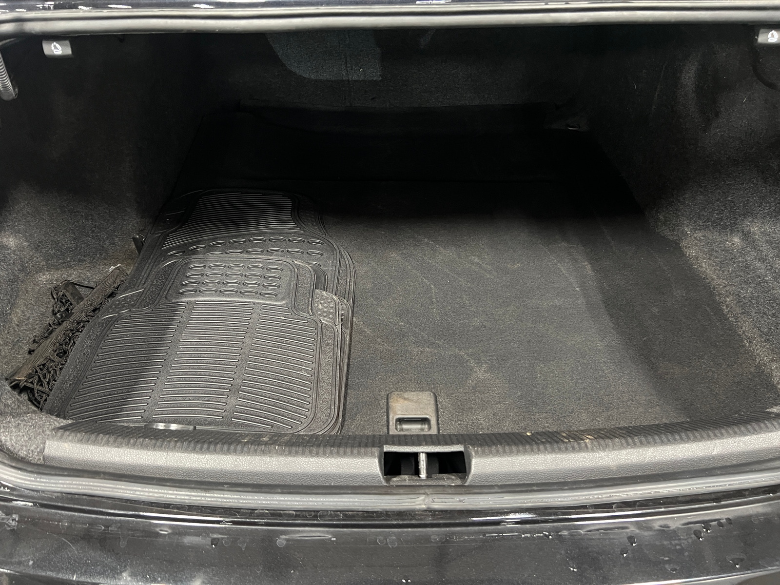 Thumbnail: 2018 Volkswagen Passat - 6