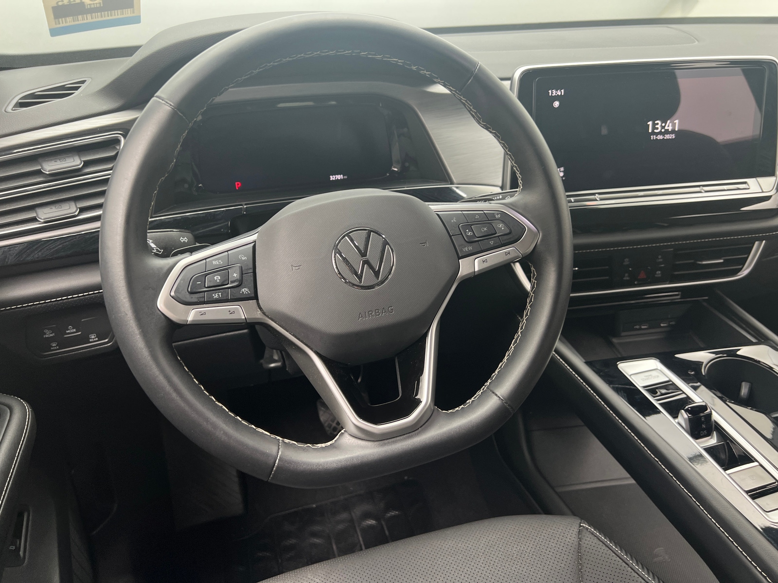 Thumbnail: 2024 Volkswagen Atlas - 4