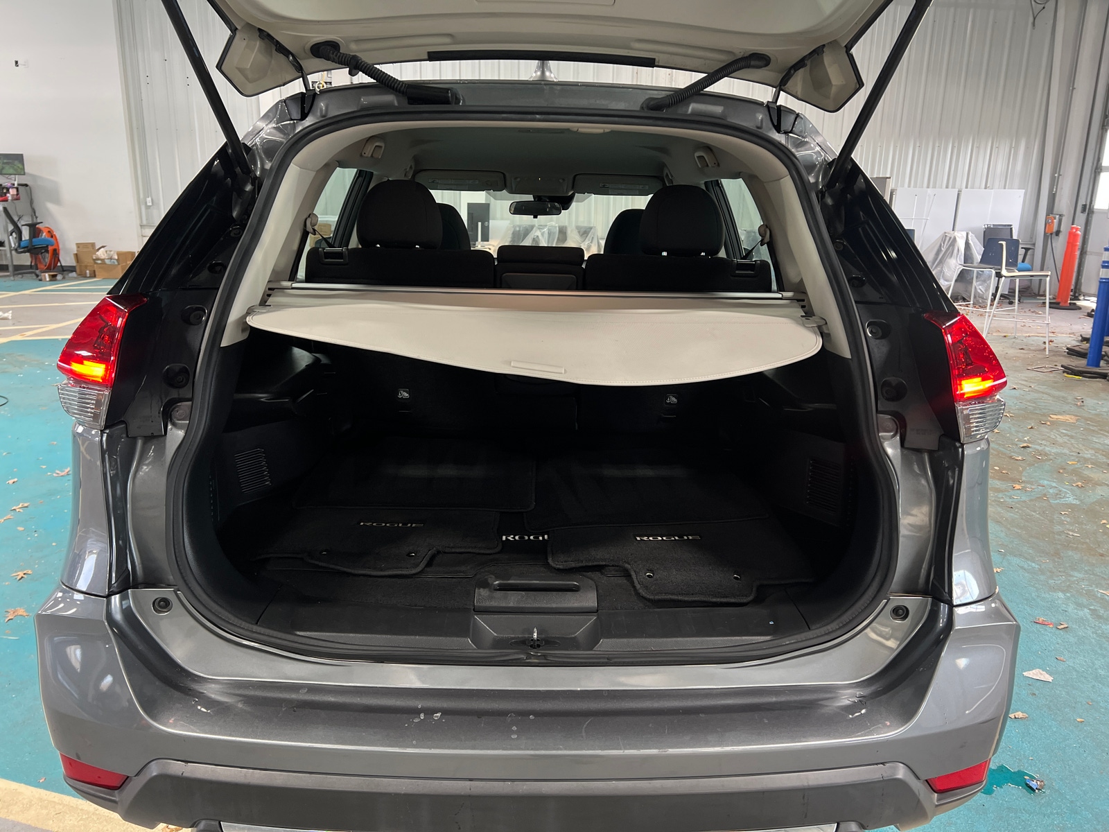 Thumbnail: 2020 Nissan Rogue - 7