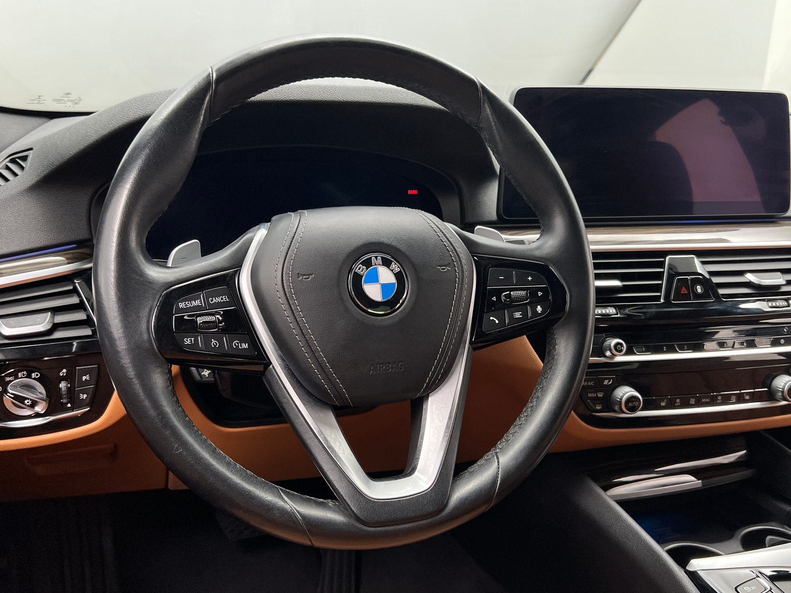 Thumbnail: 2021 BMW 5 Series - 4