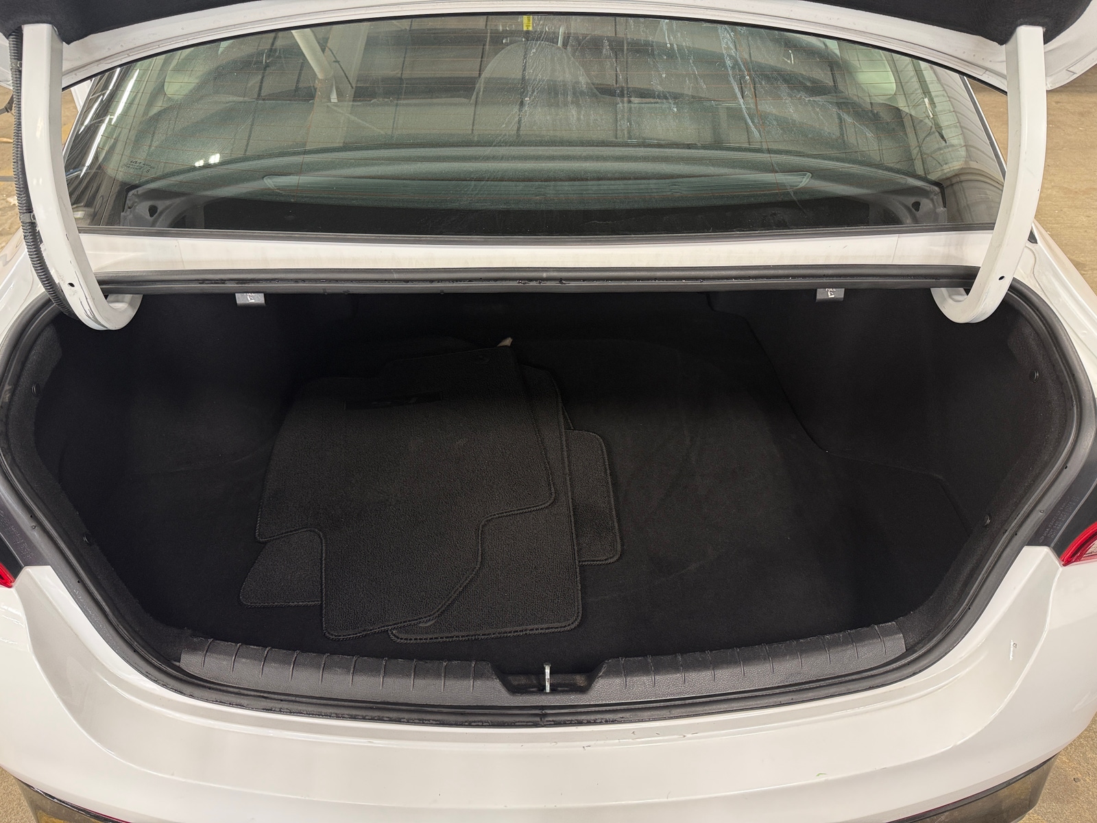 Thumbnail: 2023 Kia K5 - 7