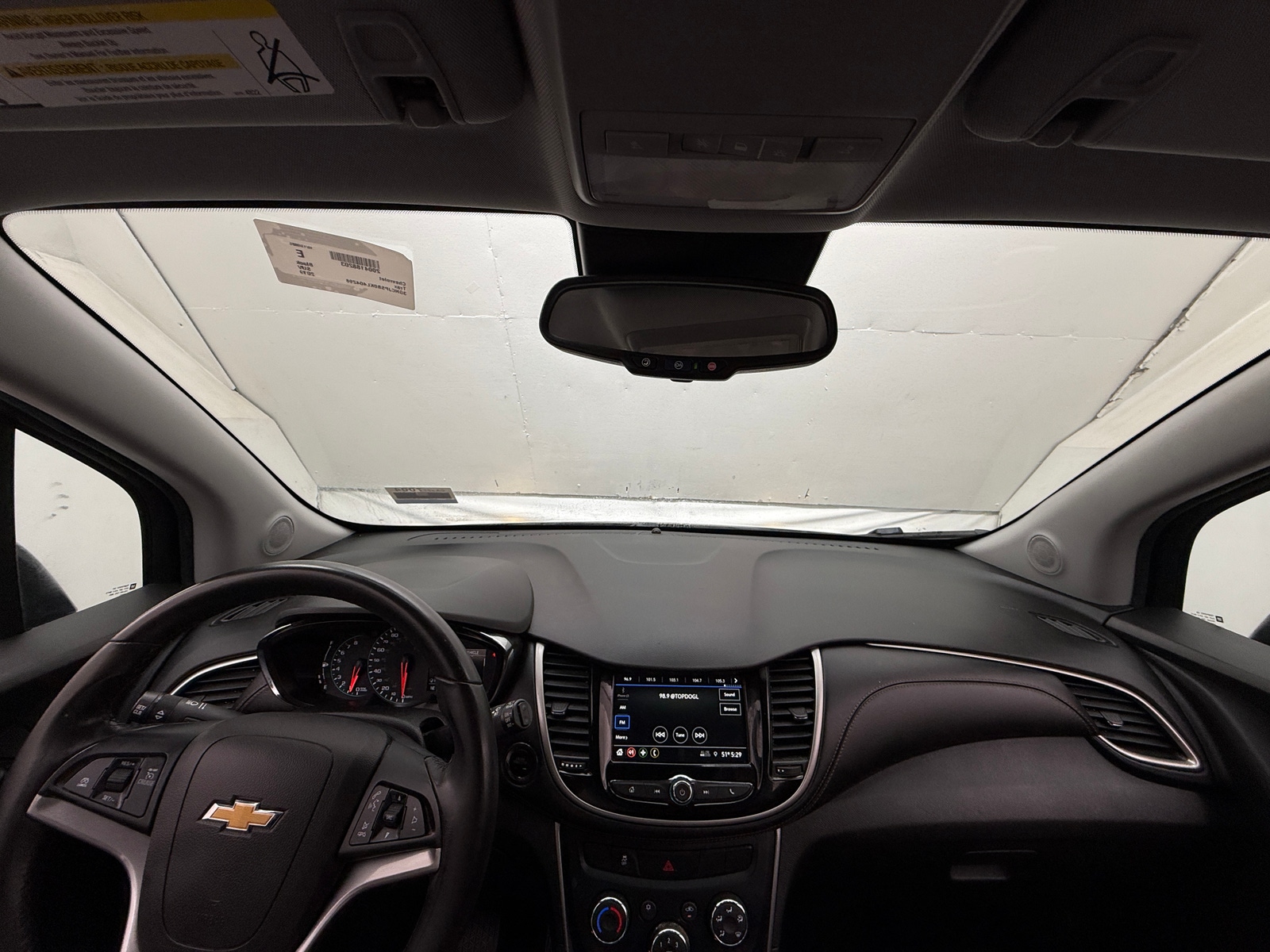 Thumbnail: 2019 Chevrolet Trax - 3