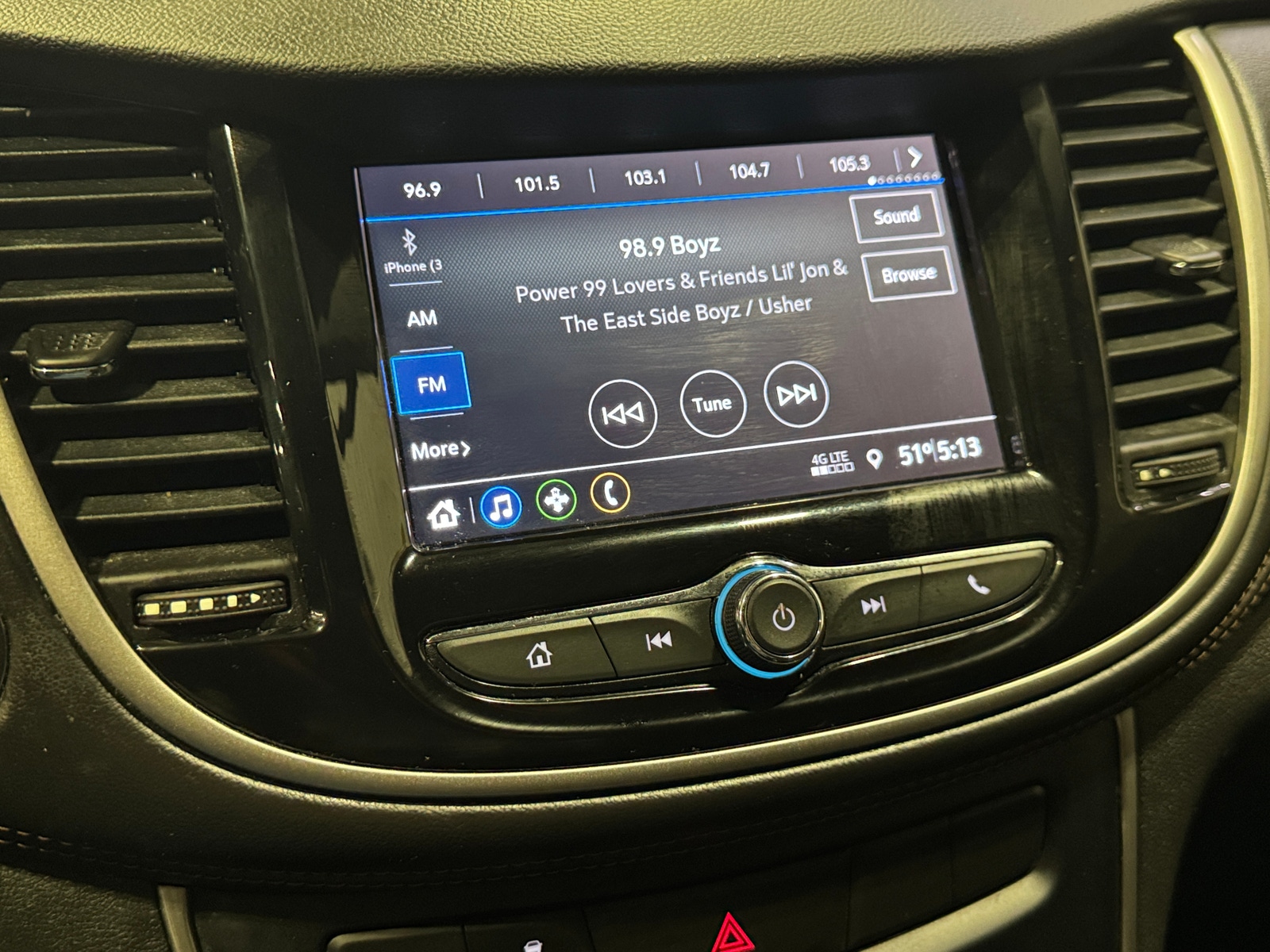 Thumbnail: 2019 Chevrolet Trax - 4