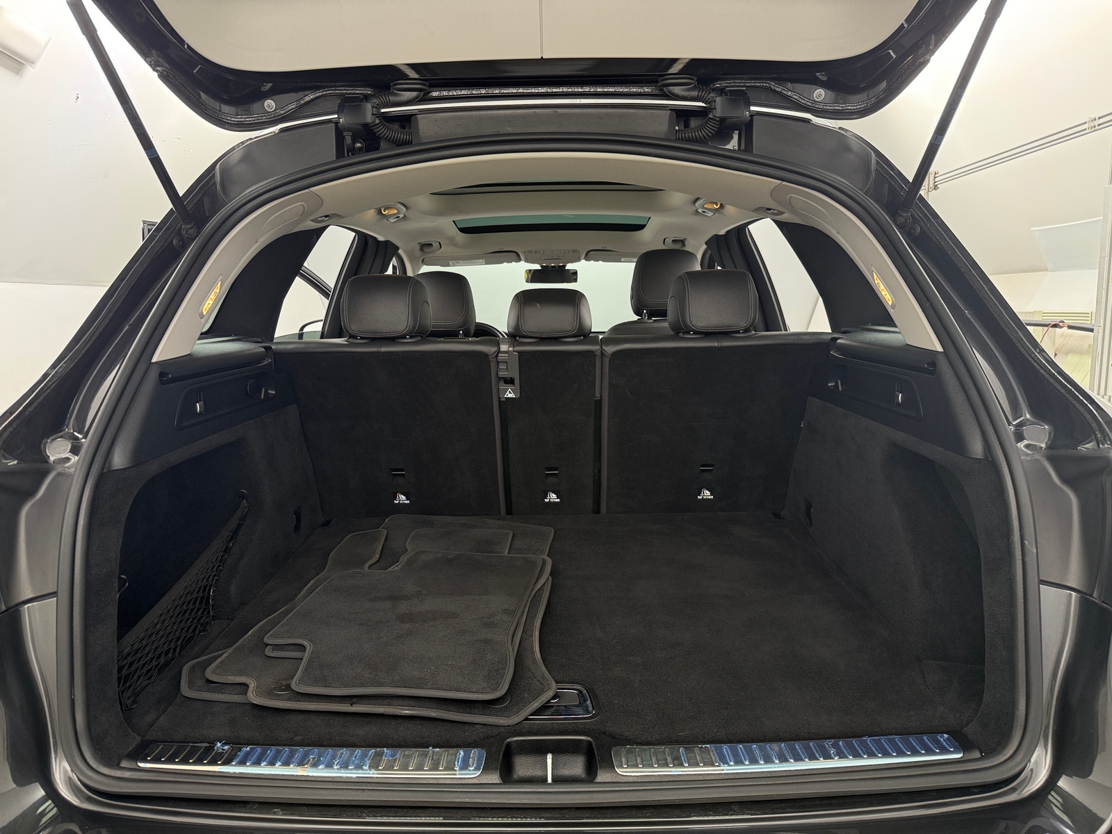 Thumbnail: 2021 Mercedes-Benz GLC - 6