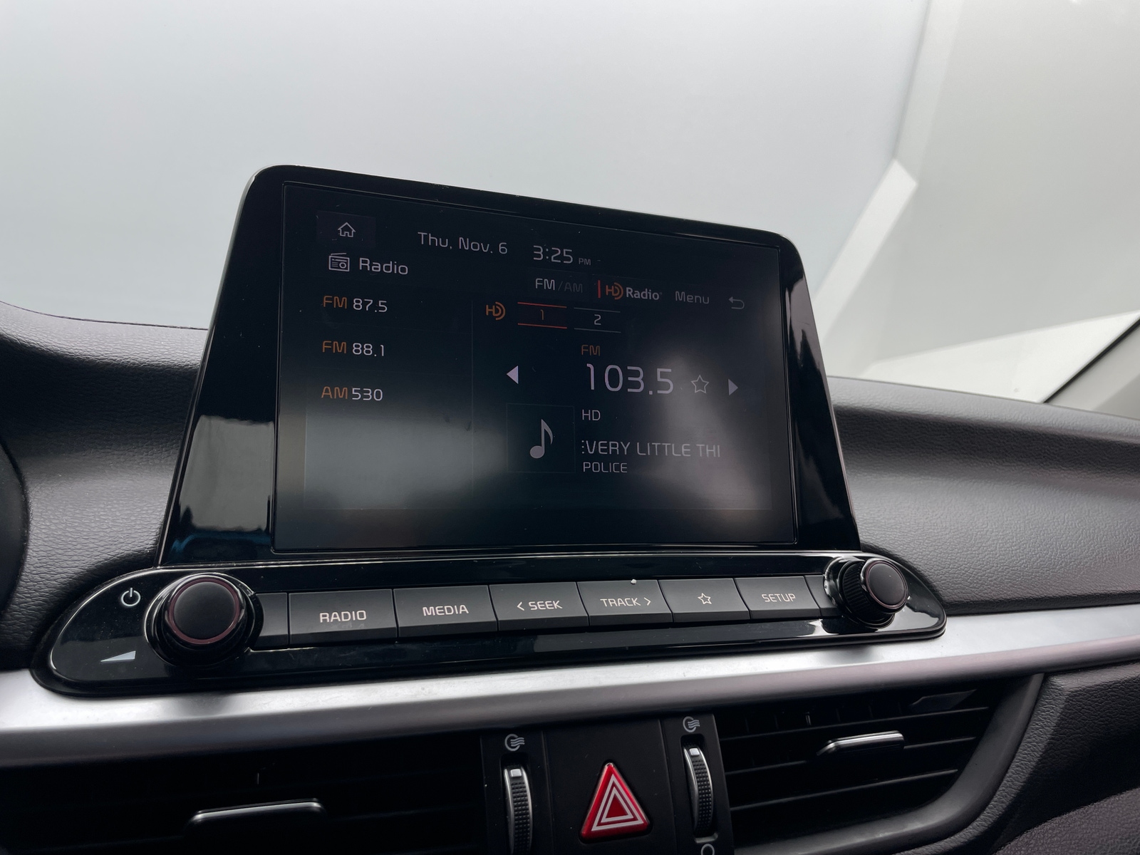 Thumbnail: 2024 Kia Forte - 4