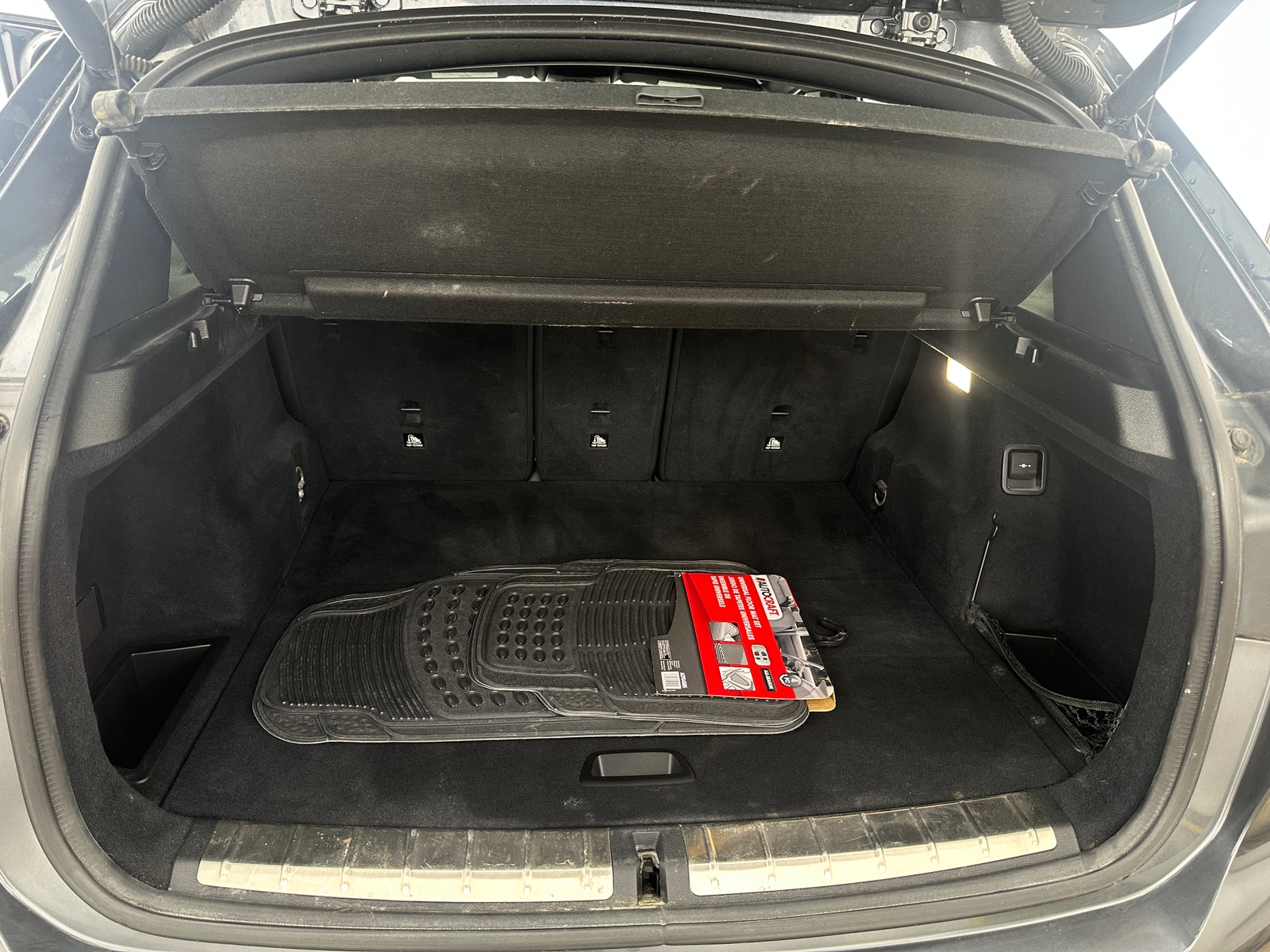 Thumbnail: 2016 BMW X1 - 6