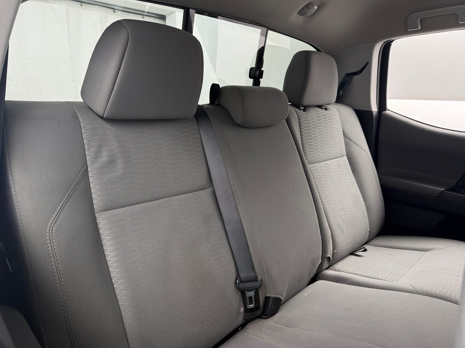 Thumbnail: 2016 Toyota Tacoma - 6