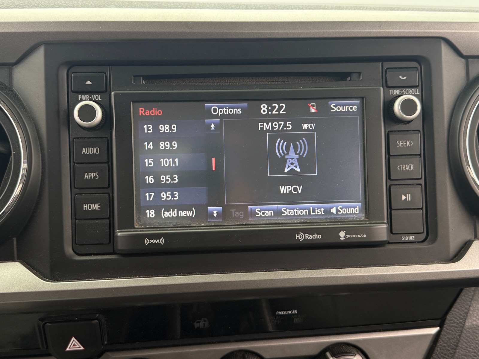 Thumbnail: 2016 Toyota Tacoma - 4