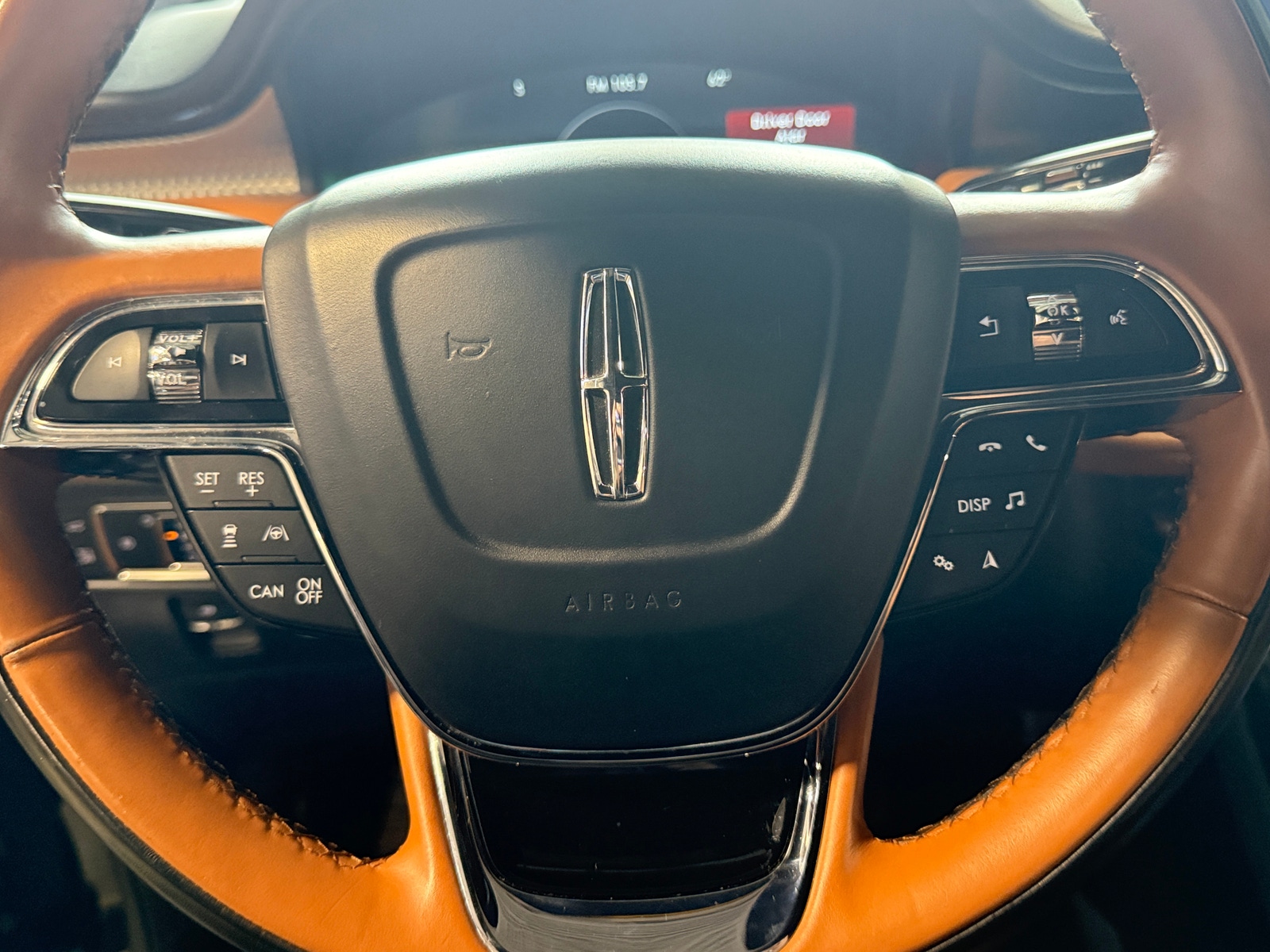 Thumbnail: 2022 Lincoln Nautilus - 4