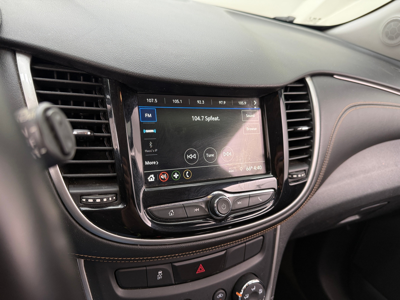 Thumbnail: 2018 Chevrolet Trax - 4