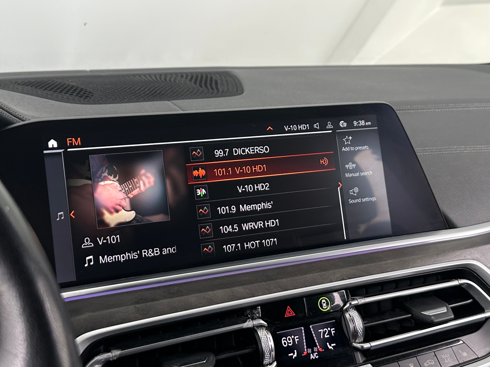 Thumbnail: 2022 BMW X5 - 3