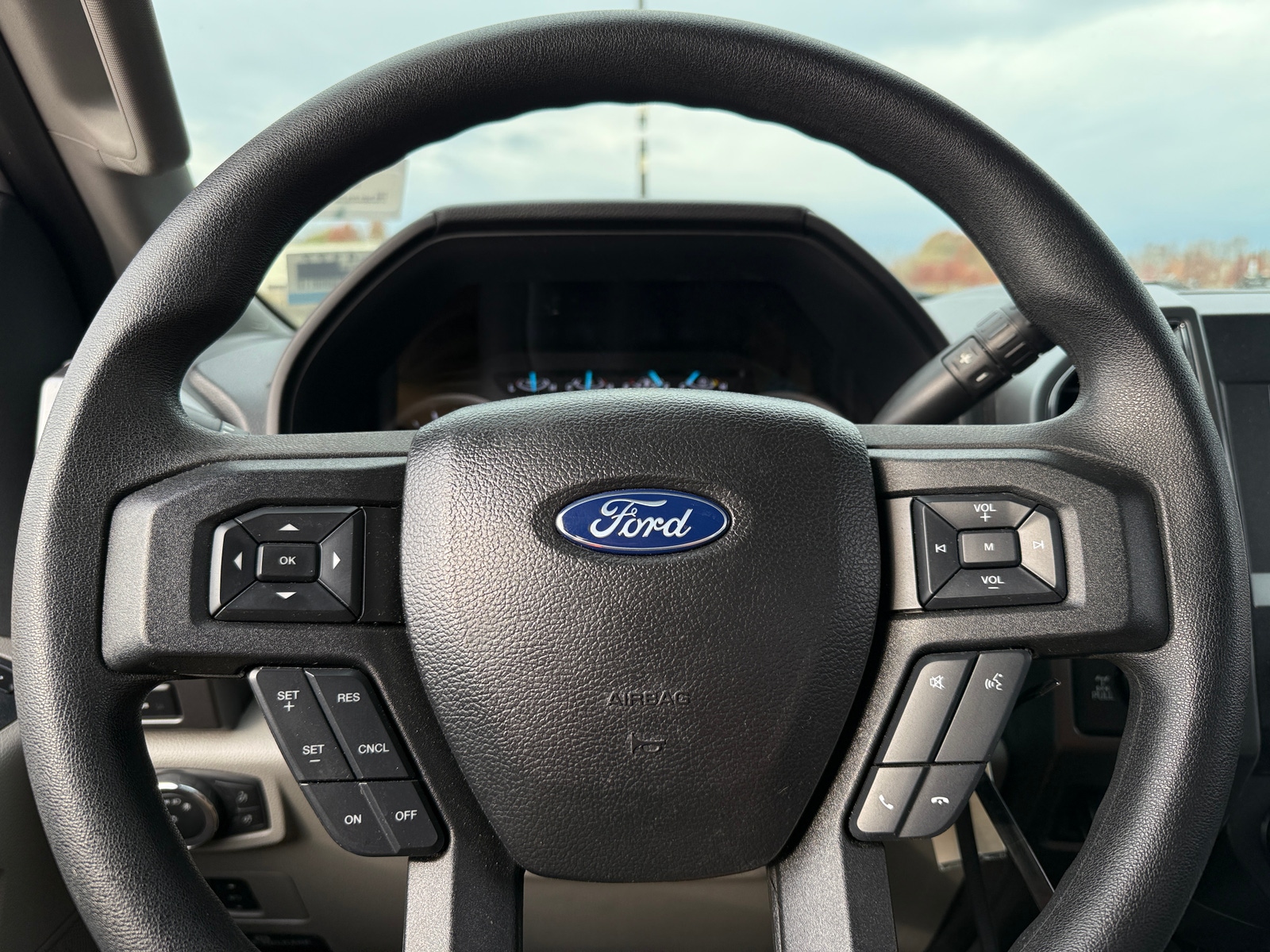 Thumbnail: 2019 Ford Econoline - 5