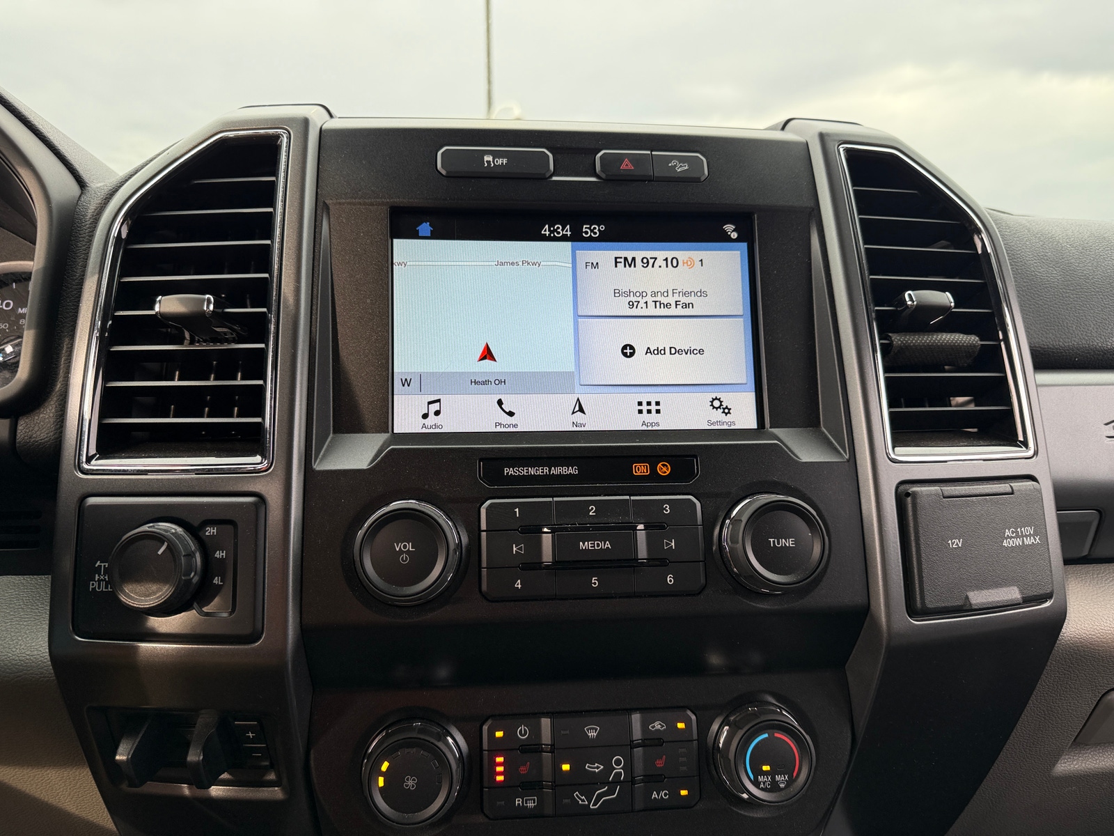 Thumbnail: 2019 Ford Econoline - 4