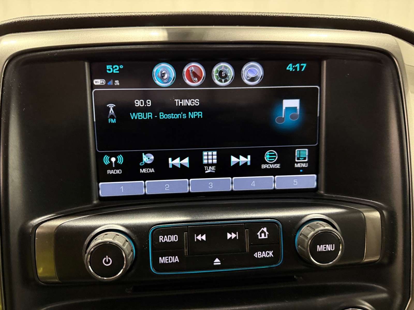 Thumbnail: 2018 Chevrolet Silverado 1500 - 3