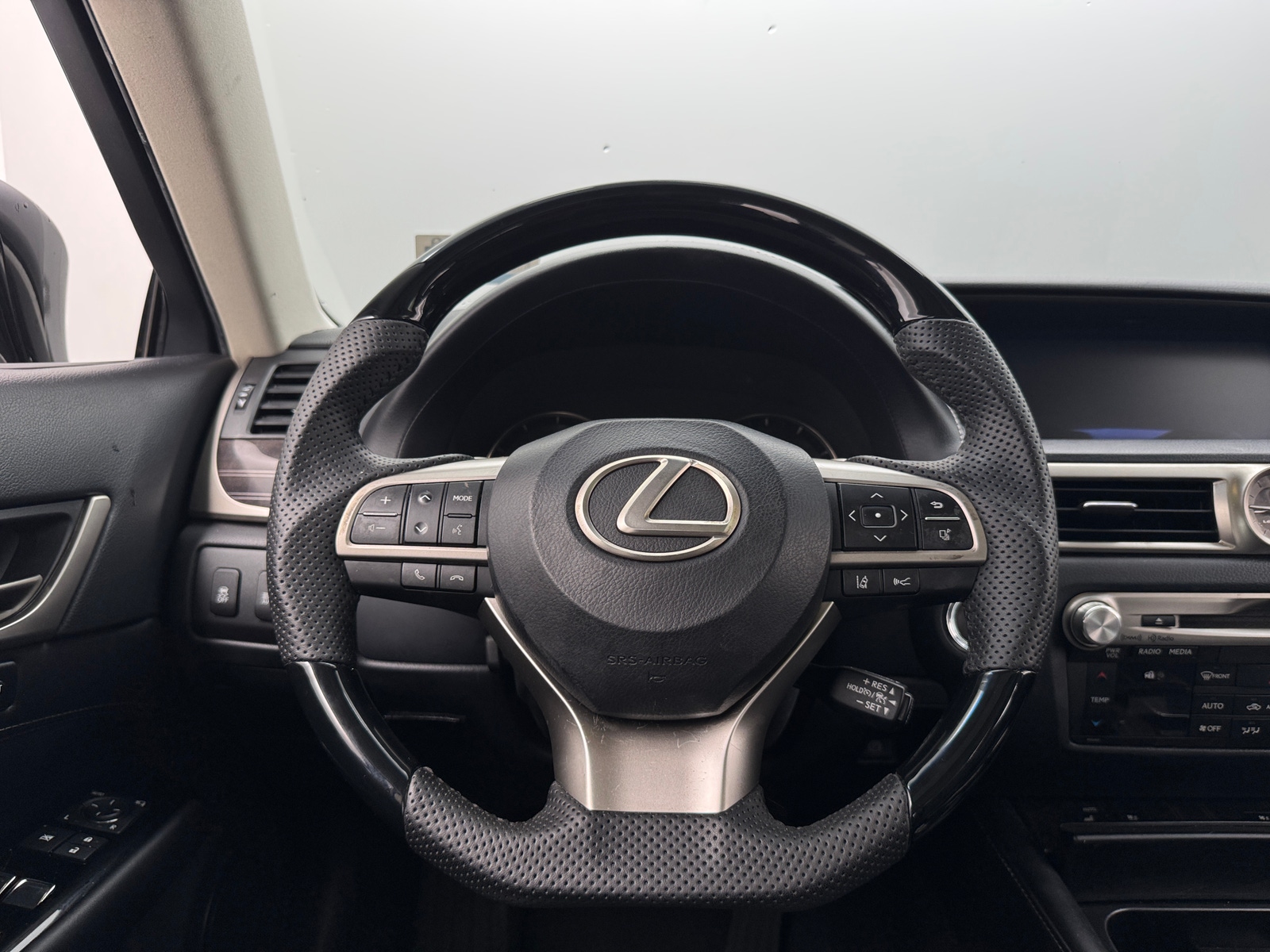 Thumbnail: 2016 Lexus GS - 4