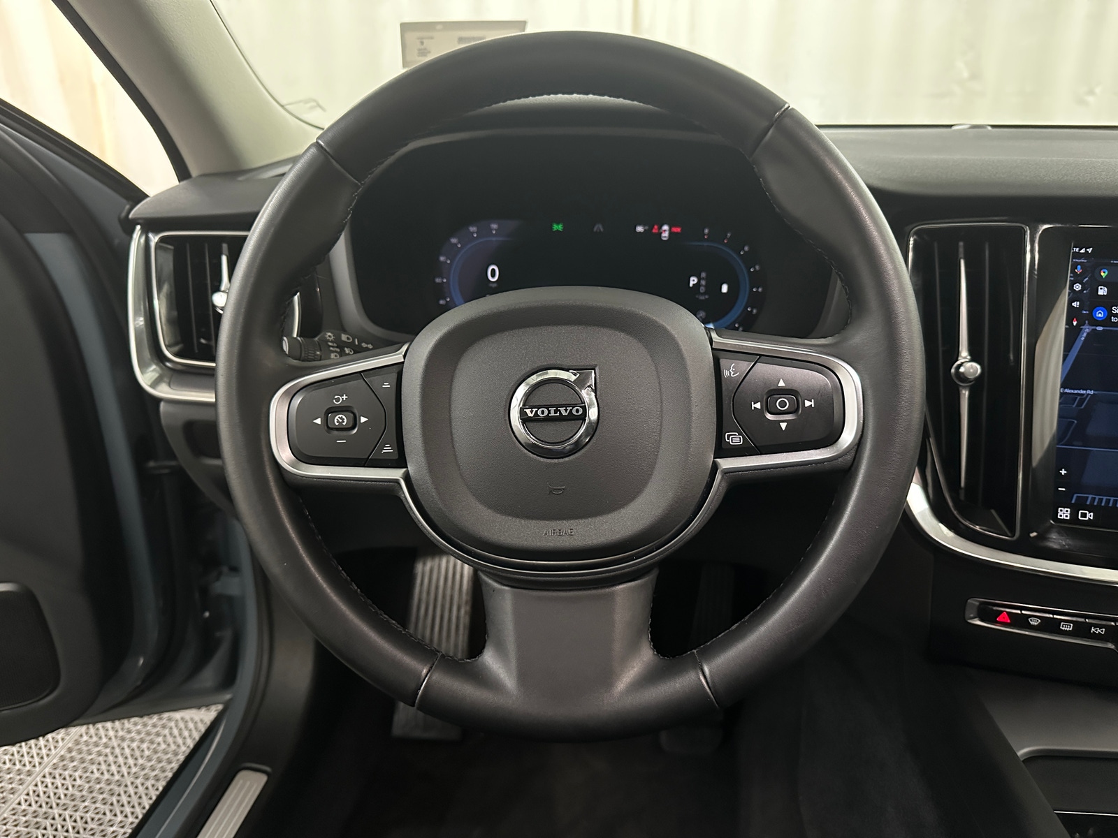 Thumbnail: 2024 Volvo S60 - 4