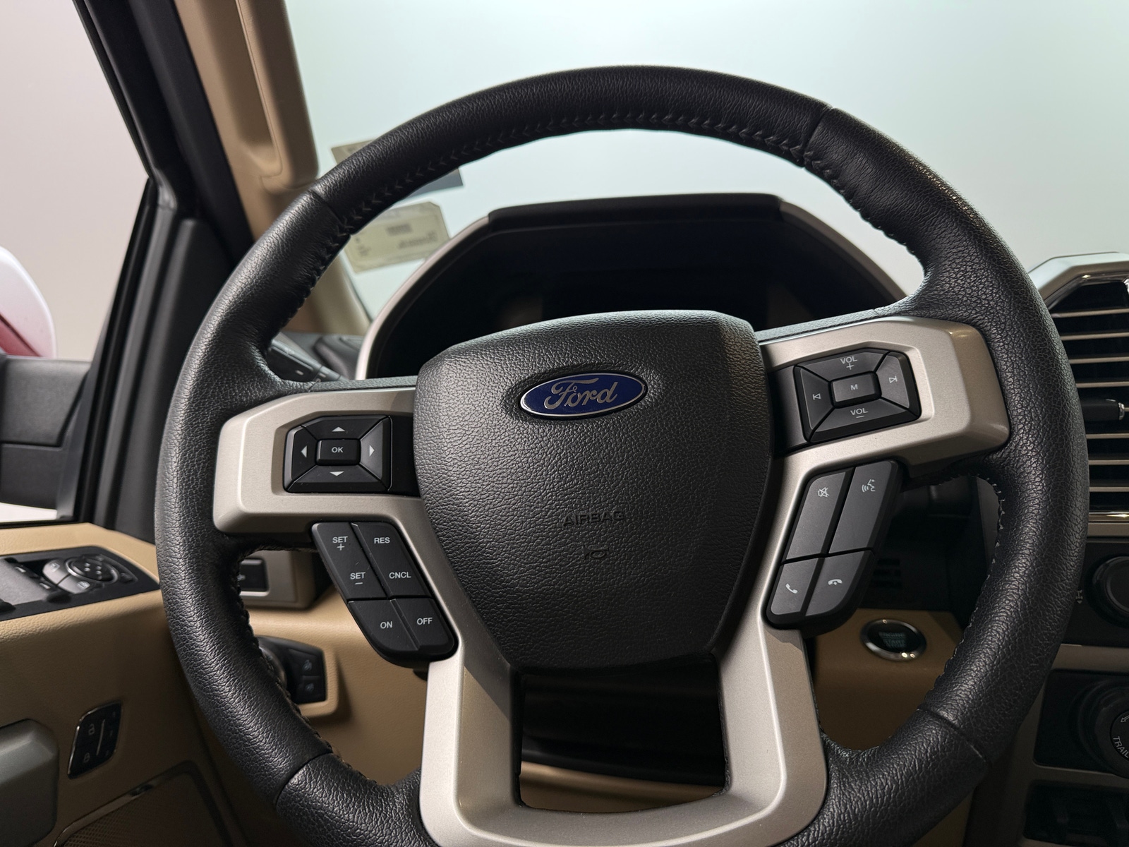 Thumbnail: 2016 Ford Econoline - 4